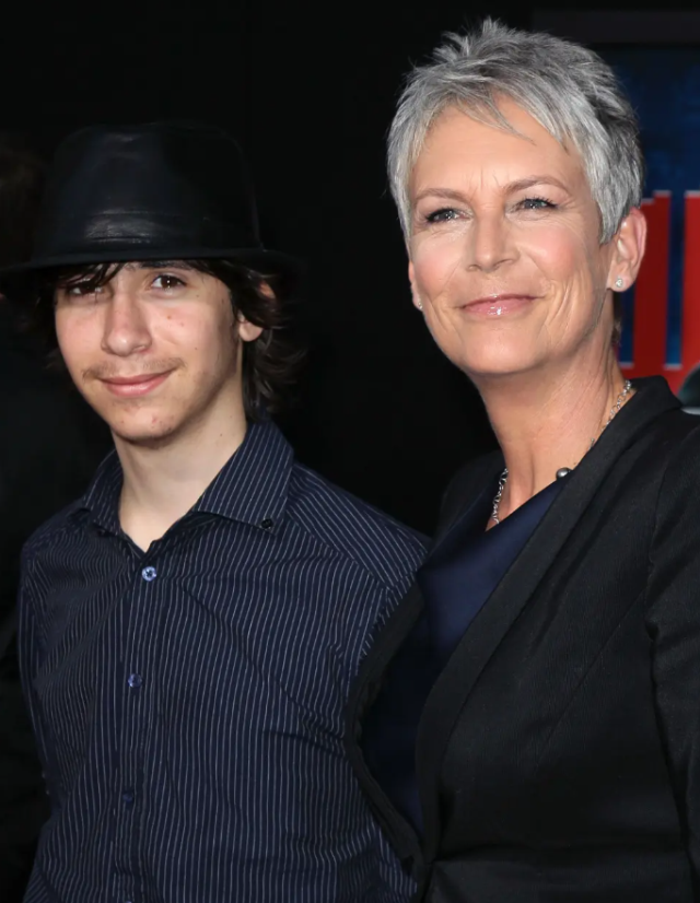 Oscar ödüllü oyuncu Jamie Lee Curtis, cinsiyet değiştiren oğlunu paylaştı