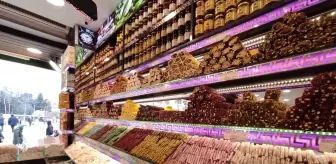 Ramazan'ın başında hurmaya olan talep yerini şekerlemelere bıraktı