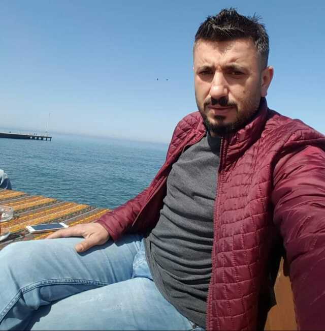 Evine 200 metre kala kalp krizi geçirip kaza yapan sürücü hayatını kaybetti Evine 200 metre kala kalp krizi geçirip kaza yapan sürücü hayatını kaybetti