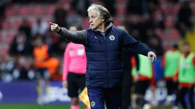 Jorge Jesus istifa edecek mi? Verdiği cevap çok konuşulur Jorge Jesus istifa edecek mi? Verdiği cevap çok konuşulur