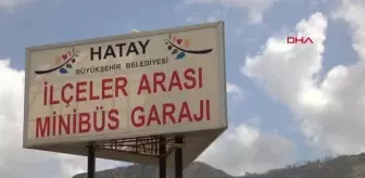 Hatay'da minibüs garajı, araç mezarlığına döndü