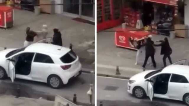 Kadın sürücülerin yol verme kavgası! Saç saça baş başa birbirlerine girdiler Kadın sürücülerin yol verme kavgası! Saç saça baş başa birbirlerine girdiler