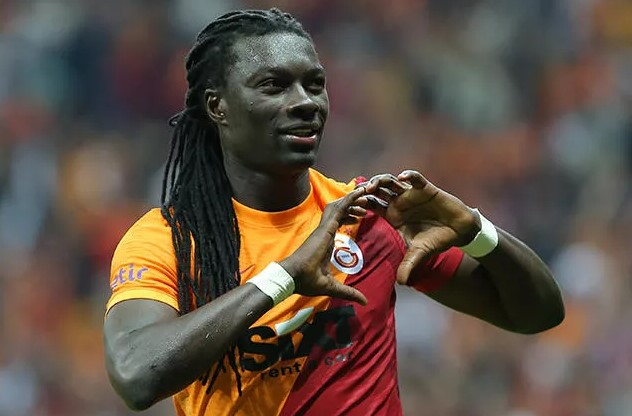 Galatasaray, Gomis'ten haber bekliyor! Futbolu bırakırsa yeni işi hazır
