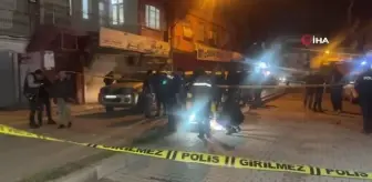Maganda kurşunu kocayı öldürdü eşini ağır yaraladı