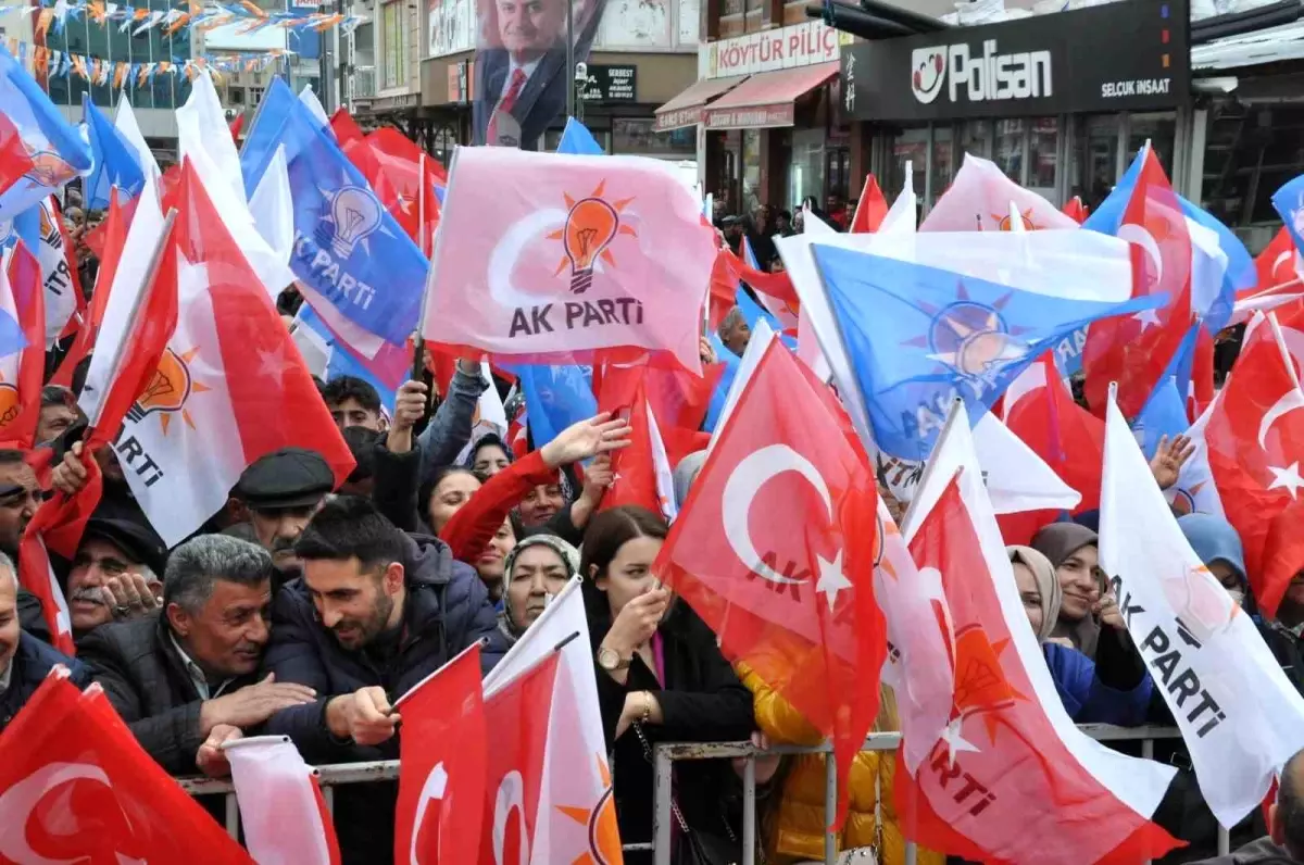 AK Parti Genel Başkanvekili Binali Yıldırım Kars ta konuştu Son Dakika