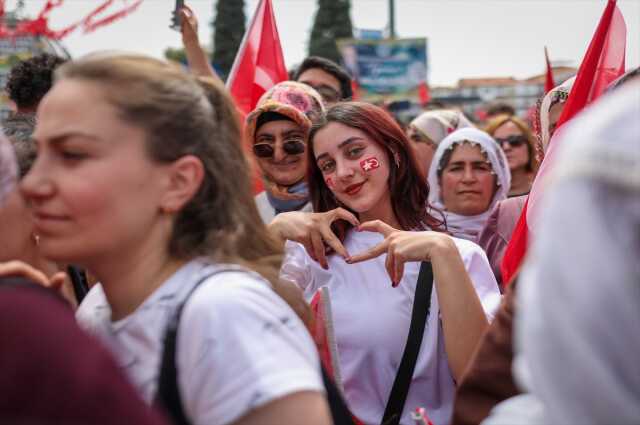 Kılıçdaroğlu: Kim terör örgütlerinin yanında durursa, onların ayağına hakimi, savcıyı gönderirse Allah belasını versin