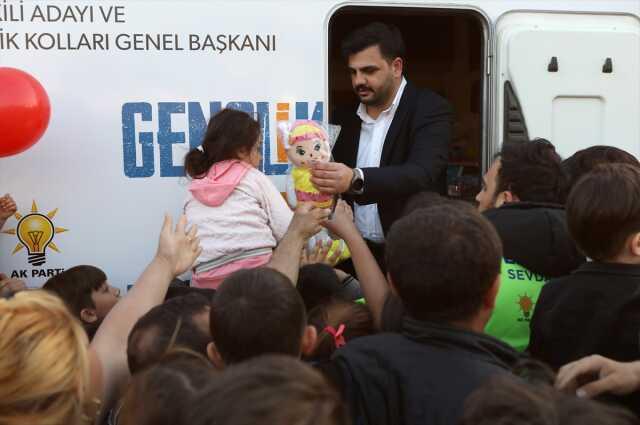 AK Partili Milletvekili adayı İnan'dan yeni nesil seçim kampanyası: Aynı zamanda eğlenelim