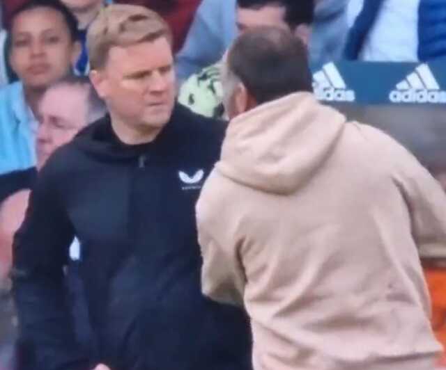 Premier Lig'de skandal olay! Leeds United taraftarı ömür boyu stada giremeyecek