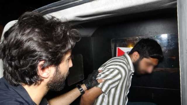 El bombasıyla eylem yapacak PKK'lı terörist, kıskıvrak yakalandı El bombasıyla eylem yapacak PKK'lı terörist, kıskıvrak yakalandı