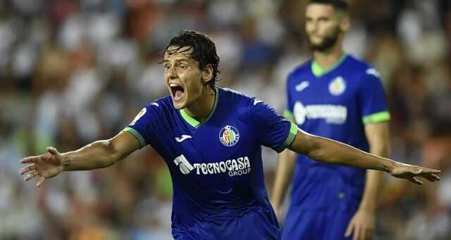 Getafe'nin 20 milyon euro değer biçtiği Enes Ünal için Benfica düğmeye bastı