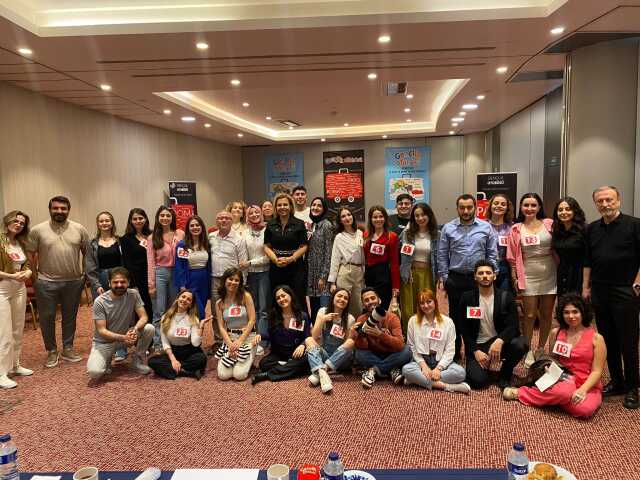 Gençlik Otobüsü 13. kez yola çıkıyor