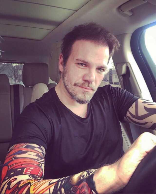 Yıllar önce Türkiye'yi terk eden Tolga Karel, Kılıçdaroğlu'na seslendi: İstifanızı açıklayın