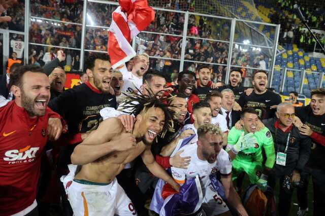 Şampiyon Galatasaray'ın kasası dolup taşacak! İşte tüm kulvarlardan gelecek çılgın para Şampiyon Galatasaray'ın kasası dolup taşacak! İşte tüm kulvarlardan gelecek çılgın para