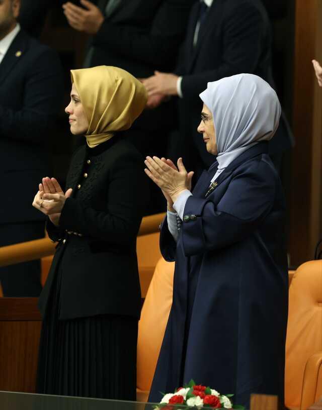 Aile üyeleri Cumhurbaşkanı Erdoğan'ın yeminini locadan izledi! Karede 2 eksik vardı