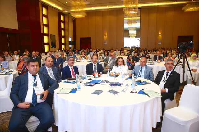 Bakü'de Modern Tıbbın Güncel Sorunları Konferansı düzenlendi Bakü'de Modern Tıbbın Güncel Sorunları Konferansı düzenlendi