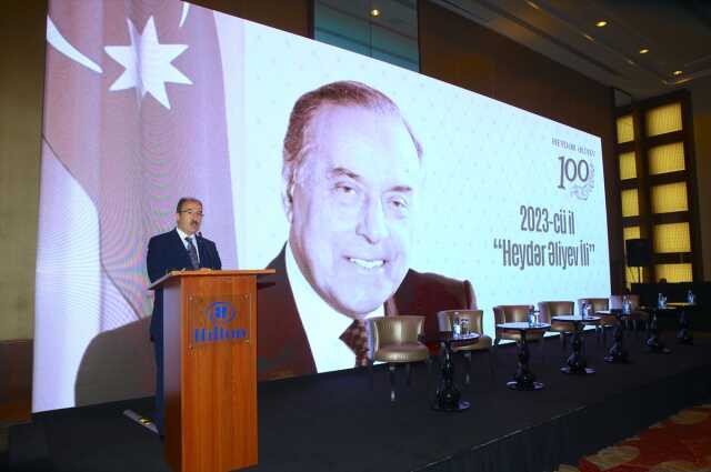Bakü'de Modern Tıbbın Güncel Sorunları Konferansı düzenlendi Bakü'de Modern Tıbbın Güncel Sorunları Konferansı düzenlendi