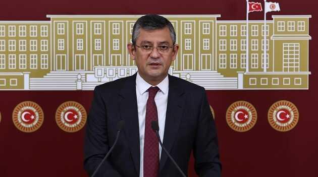 Özgür Özel kimdir? Özgür Özel hangi partiden? Özgür Özel kaç yaşında, nereli?