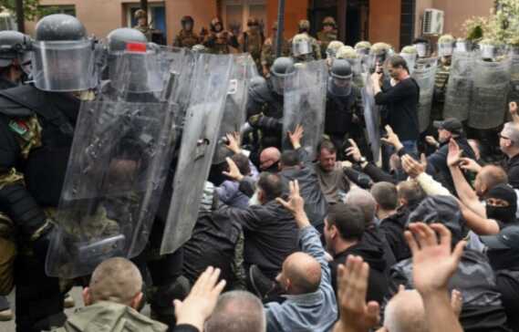 Türk askeri Kosova'ya mı gidiyor? Türk askeri neden Kosova'ya gidiyor? Türk askeri Kosova'ya mı gidiyor? Türk askeri neden Kosova'ya gidiyor?
