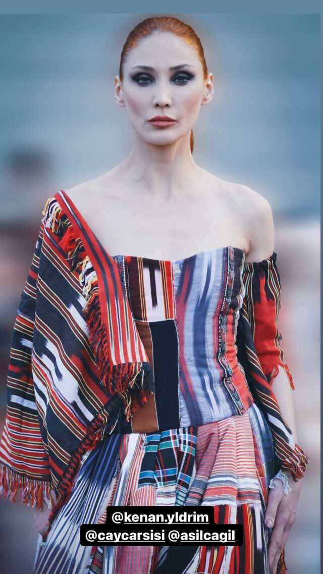 Rize'de Hacere Orhan defilesi büyüledi Rize'de Hacere Orhan defilesi büyüledi