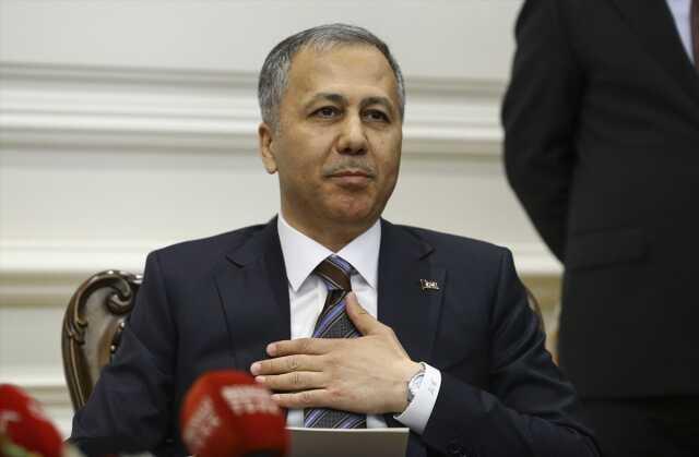 Son Dakika! İçişleri Bakanlığı'nda devir teslim! Süleyman Soylu bu sözlerle veda etti Son Dakika! İçişleri Bakanlığı'nda devir teslim! Süleyman Soylu bu sözlerle veda etti