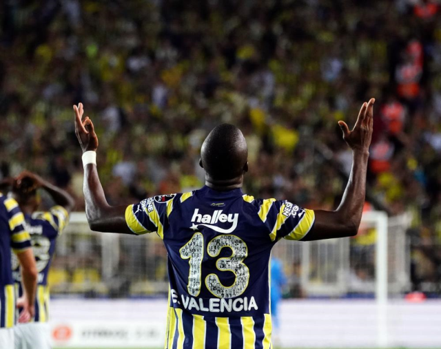 Fenerbahçe defterini kapattı! Süper Lig'in gol kralı Valencia, Internacional ile anlaştı