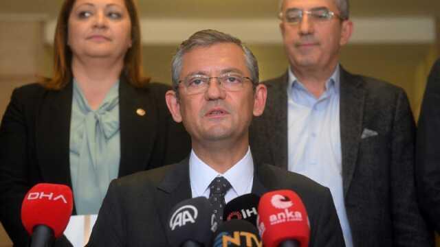 Özgür Özel'den 'CHP Genel başkanlığa aday mısınız?' sorusuna yanıt: Sorumluluk almaktan kaçmayacağım Özgür Özel'den 'CHP Genel başkanlığa aday mısınız?' sorusuna yanıt: Sorumluluk almaktan kaçmayacağım