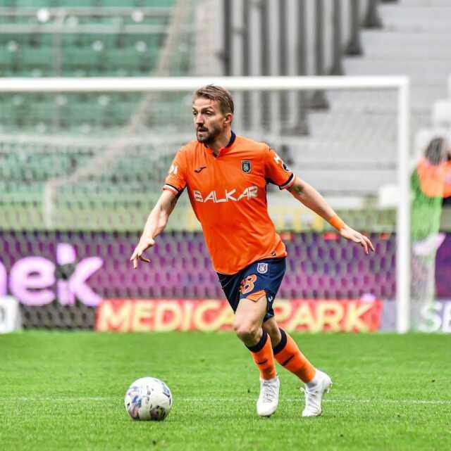 Başakşehir'den peş peşe vedalar! Adnan Januzaj'ın ardından Caner Erkin'e de yol göründü