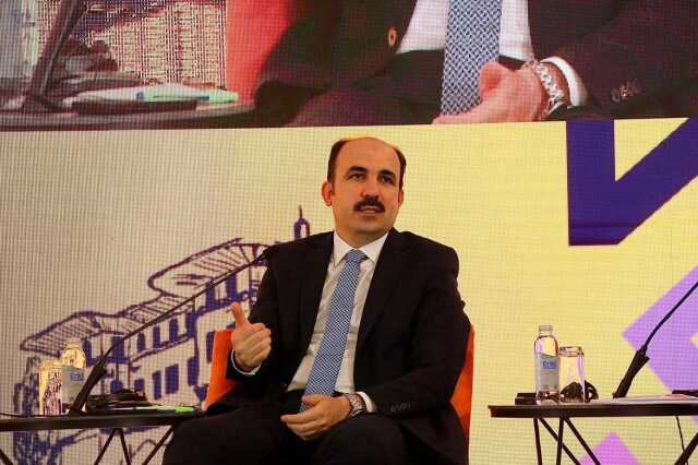 UCLG Başkanı Uğur İbrahim Altay'dan tarihi çağrı: Gelin hep birlikte şehirlerimizi dirençli hale getirelim UCLG Başkanı Uğur İbrahim Altay'dan tarihi çağrı: Gelin hep birlikte şehirlerimizi dirençli hale getirelim