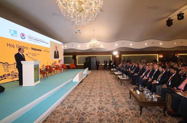 UCLG Başkanı Uğur İbrahim Altay'dan tarihi çağrı: Gelin hep birlikte şehirlerimizi dirençli hale getirelim UCLG Başkanı Uğur İbrahim Altay'dan tarihi çağrı: Gelin hep birlikte şehirlerimizi dirençli hale getirelim