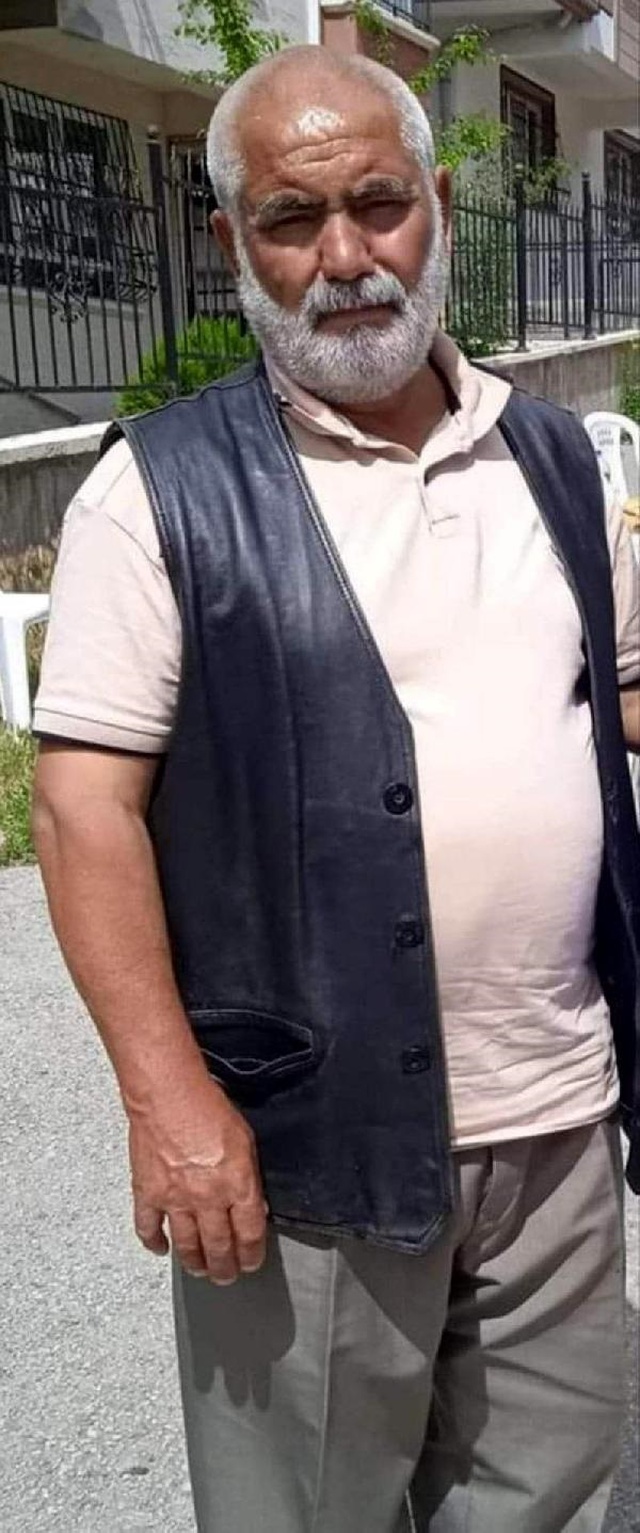 Kendisini terk eden eşinin baba evini kana buladı! 2 kişiyi ezerek öldürdü Kendisini terk eden eşinin baba evini kana buladı! 2 kişiyi ezerek öldürdü