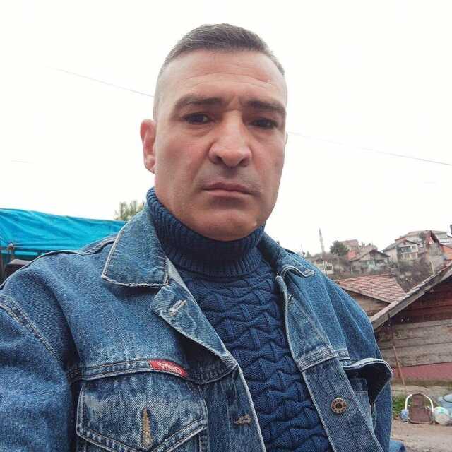 Balkondan tırmanıp girdiği evde gelinini öldürdü! Silah tutukluk yapınca oğlunu ve karısına zarar veremedi Balkondan tırmanıp girdiği evde gelinini öldürdü! Silah tutukluk yapınca oğlunu ve karısına zarar veremedi