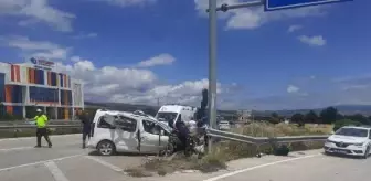 Amasya Merzifon'da kaza: Karı-koca ve 3 çocuk yaralandı