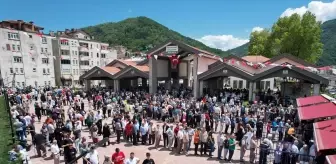 Bozkurt'ta 131. yılda halka 113 kazan etli pilav ikram edildi