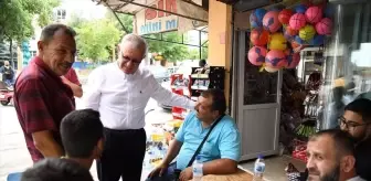 Keşan Belediye Başkanı Mustafa Helvacıoğlu vatandaşlarla bayramlaştı