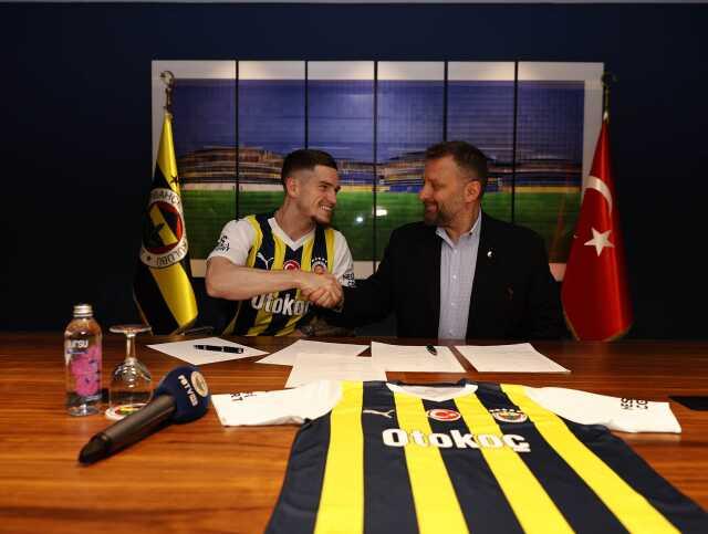 Ryan Kent imzayı attı! İşte giyeceği forma numarası