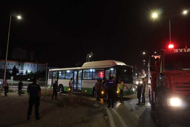 15 yaşındaki zihinsel engelli genç, halk otobüsünü kaçırdı