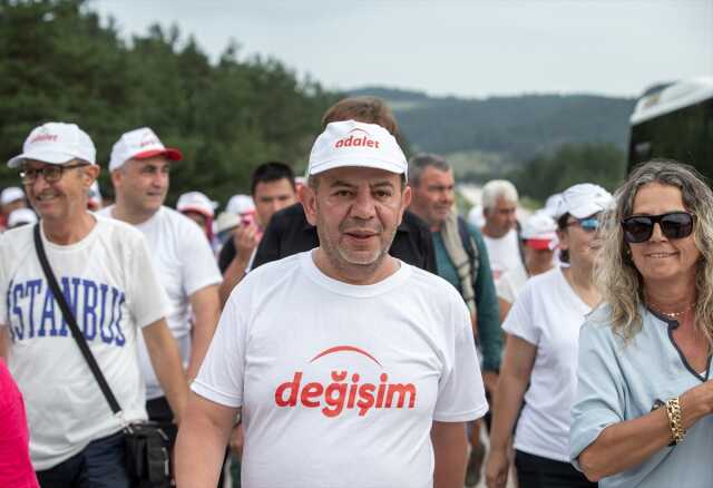 Tanju Özcan: Bizi genel merkeze sokmayacaklarmış; orası senin babanın çiftliği mi? Tanju Özcan: Bizi genel merkeze sokmayacaklarmış; orası senin babanın çiftliği mi?