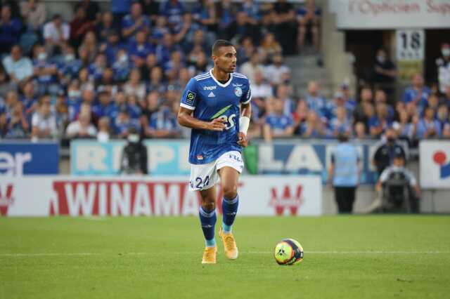 Fenerbahçe'den çifte bomba! Sağlık kontrolünden geçtiler, imza an meselesi Fenerbahçe'den çifte bomba! Sağlık kontrolünden geçtiler, imza an meselesi