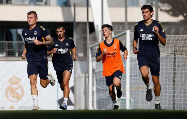 Sen ne yaptın Arda! Real Madrid antrenmanında herkesin ağzını açık bıraktı Sen ne yaptın Arda! Real Madrid antrenmanında herkesin ağzını açık bıraktı