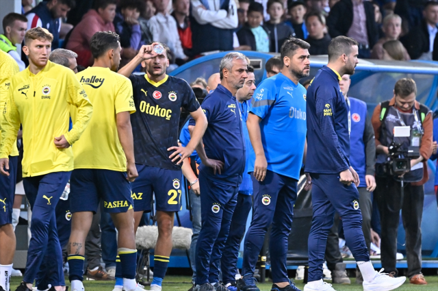 Fenerbahçe, Kızılyıldız'a 3-1 mağlup oldu! Gergin geçen maçta İsmail Kartal kırmızı kartla atıldı