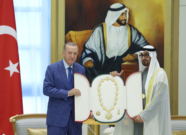Türkiye ve BAE arasındaki 50.7 milyar dolarlık anlaşma dünya manşetlerinde