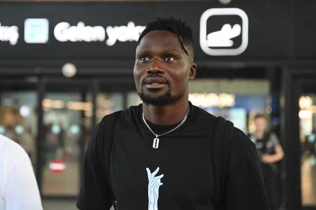 Beşiktaş'ın yeni stoperi Premier Lig'den geldi! Amartey, İstanbul'da