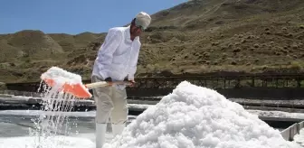 Erzincan Kemah'ta doğal tuz üretimi