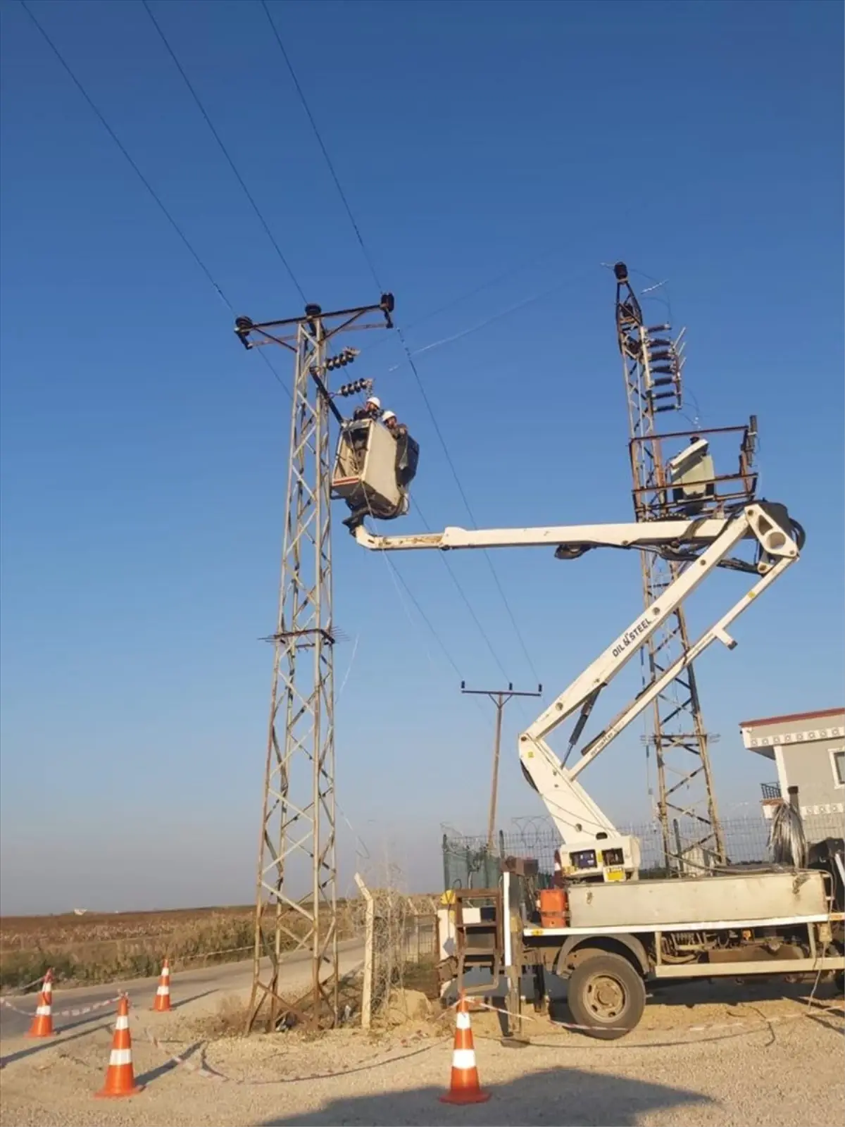 Toroslar EDAŞ Yüksek Sıcaklık Nedeniyle Oluşan Kesintileri Büyük