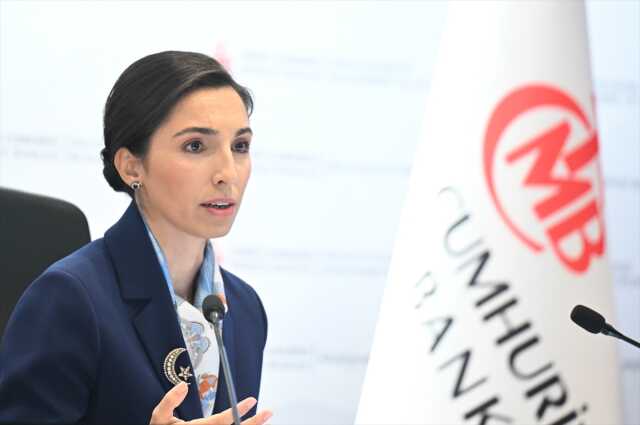 Cumhurbaşkanı Erdoğan'ın 'Faiz sebep, enflasyon sonuç' sözü soruldu! Merkez Bankası Başkanı'nın yanıtı sert oldu Cumhurbaşkanı Erdoğan'ın 'Faiz sebep, enflasyon sonuç' sözü soruldu! Merkez Bankası Başkanı'nın yanıtı sert oldu