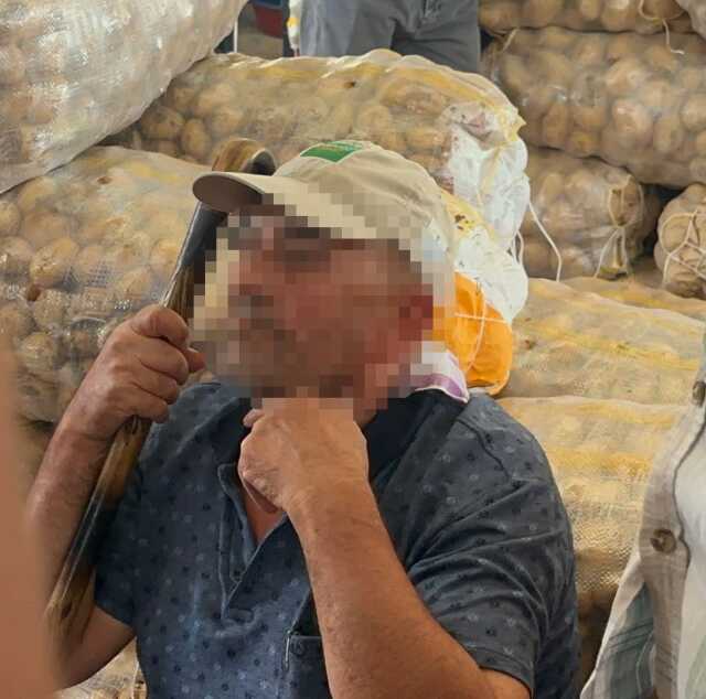 67 yaşındaki adam, pazarda sahte parayla alışveriş yaparken yakalandı 67 yaşındaki adam, pazarda sahte parayla alışveriş yaparken yakalandı
