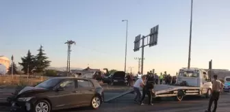 Suluova'da 3 araç karıştı, 7 kişi yaralandı