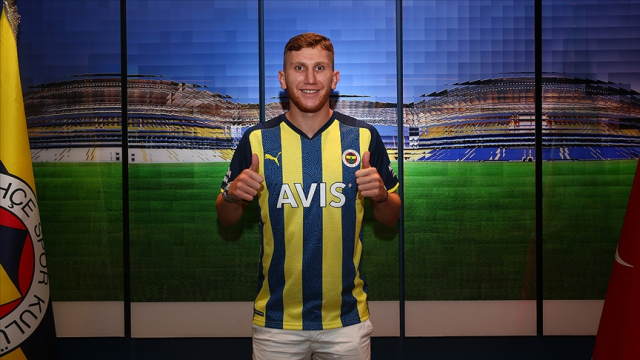 Samsunspor, Burak Kapacak için Fenerbahçe'nin kapısını çaldı