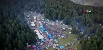 Gevrek Festivali'nde horonun muhteşem uyumu havadan görüntülendi