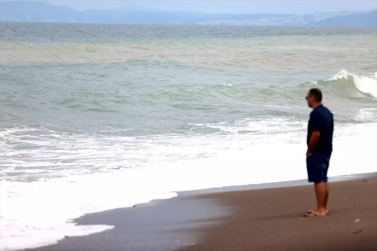 Akçakoca da Olumsuz Hava ve Deniz Şartları Nedeniyle Denize Girilmesine